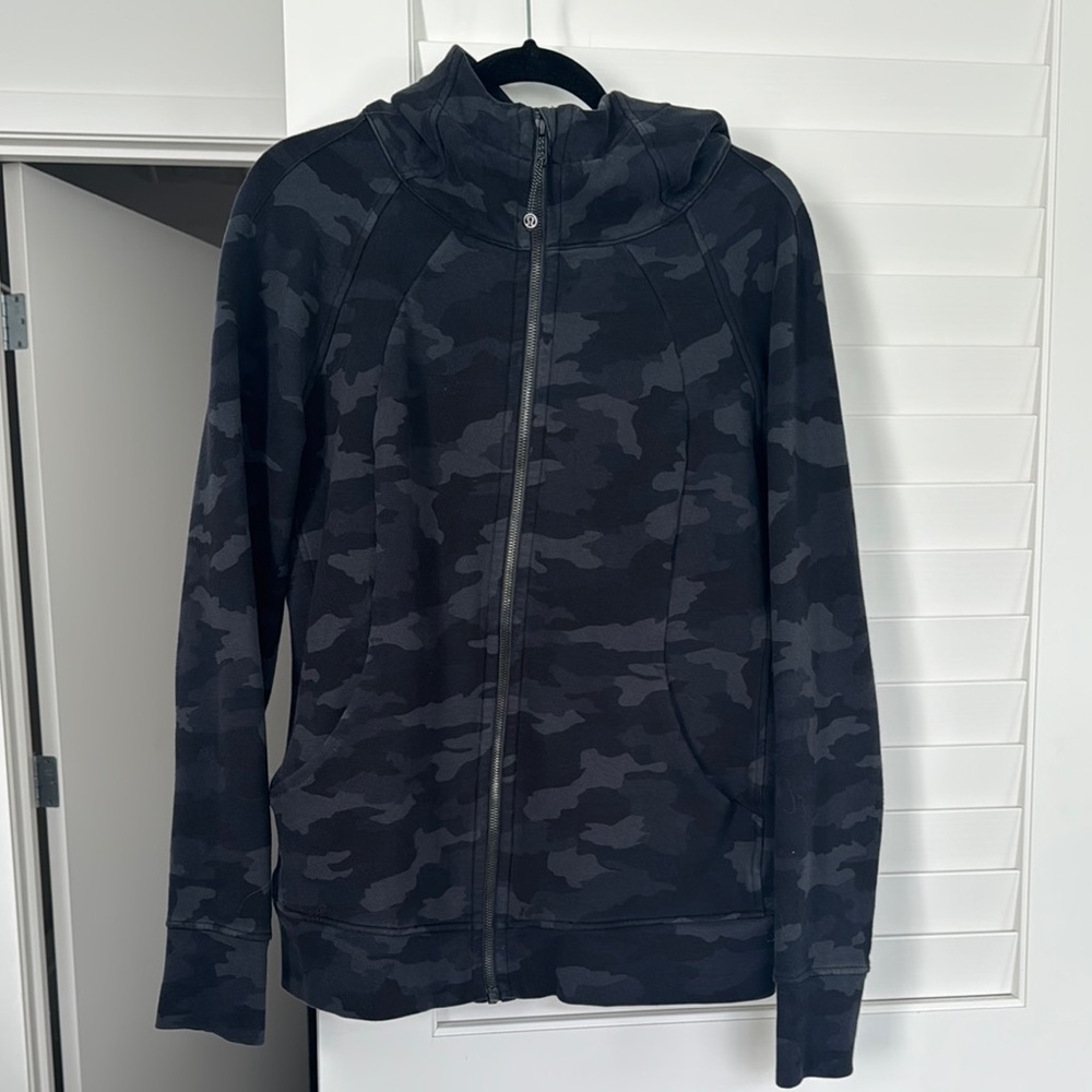 Lululemon Black Camo Scuba full zip